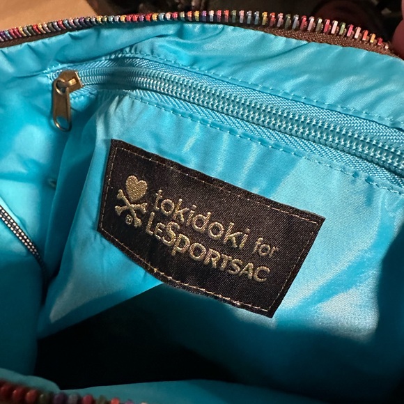 LESPORTSAC x Tokidoki Corriere Pirates Messenger Bag RARE - Picture 3 of 7